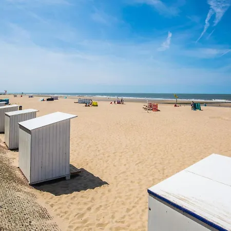 With Shared Pool * Middelkerke
